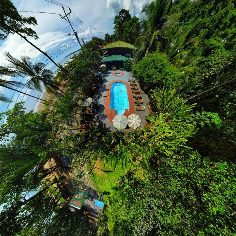 La Isla Hotel 2*
