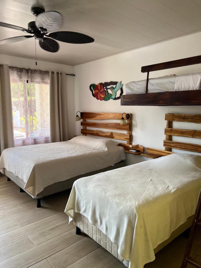 Cabinas El Colibri Hotel 3*