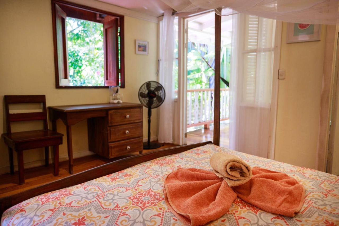 Cabinas Selvin Y Blanca Hotel