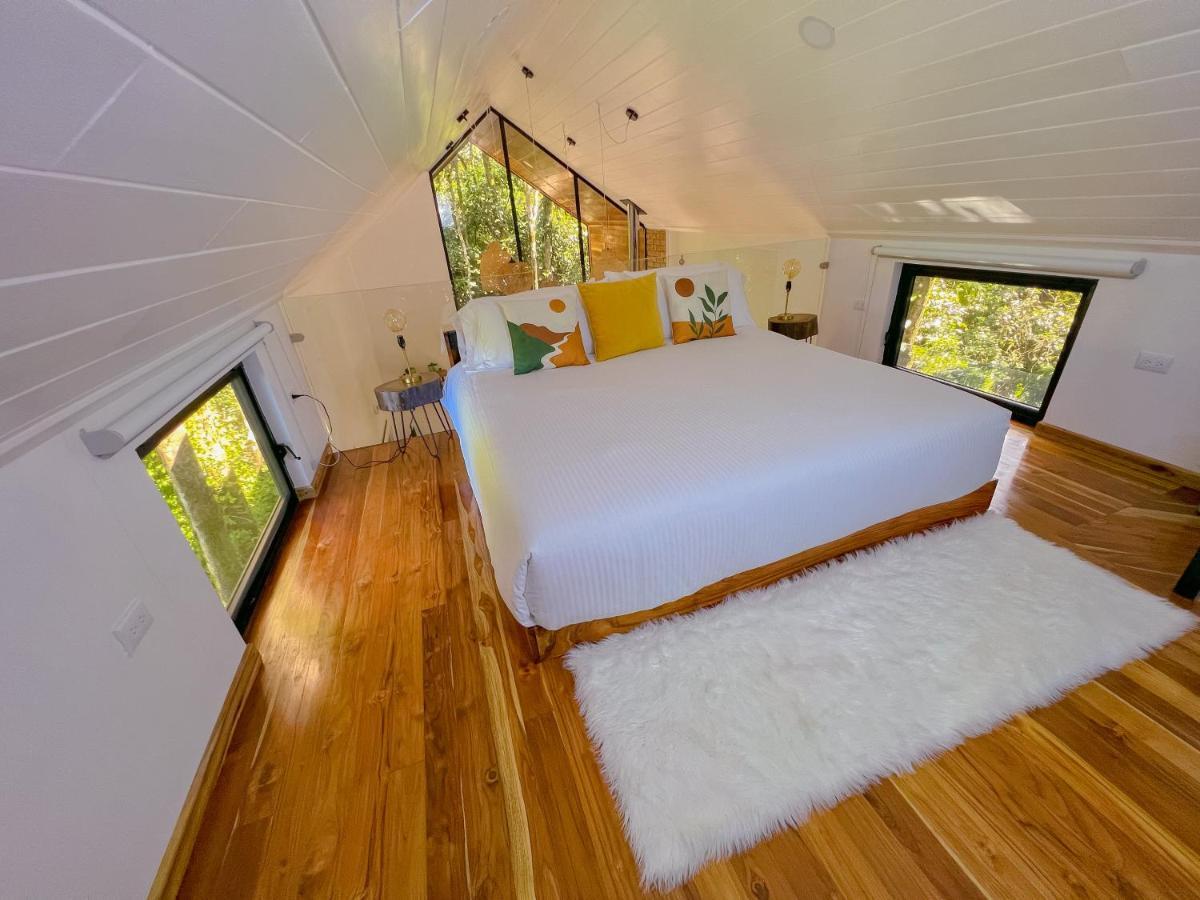 Amalu Luxury View Cabins Country house