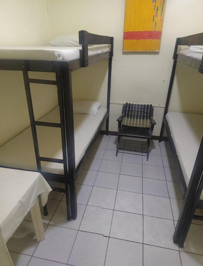 Pura Vida En Hostel Liberia