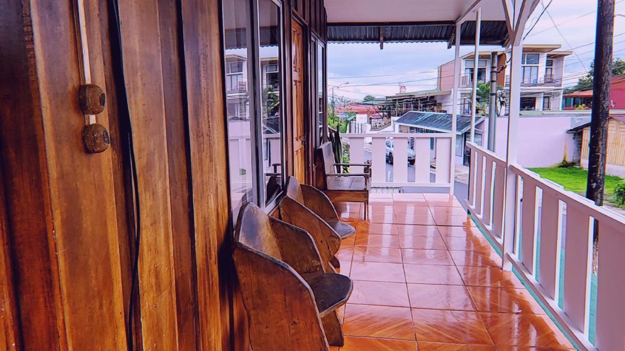 Alpha Arenal Hostel La Fortuna