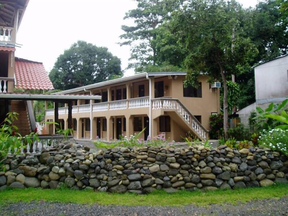 Hotel Carara 4*