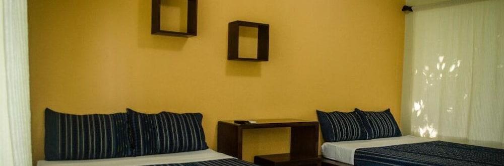 Hotel Colores Del Arenal 2*