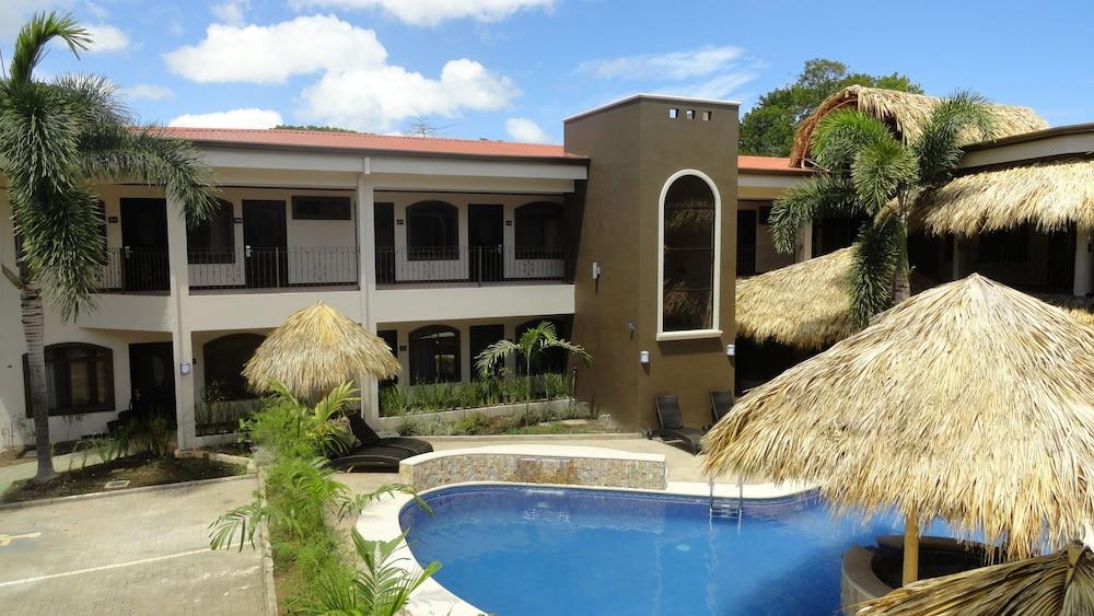 Colono Hotel 3*