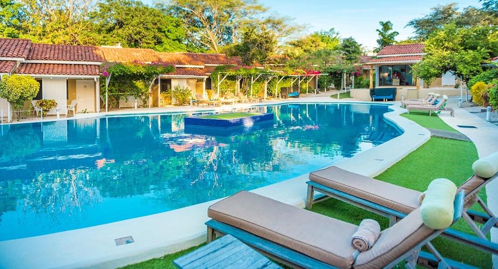 Hotel Seis Playas Tamarindo