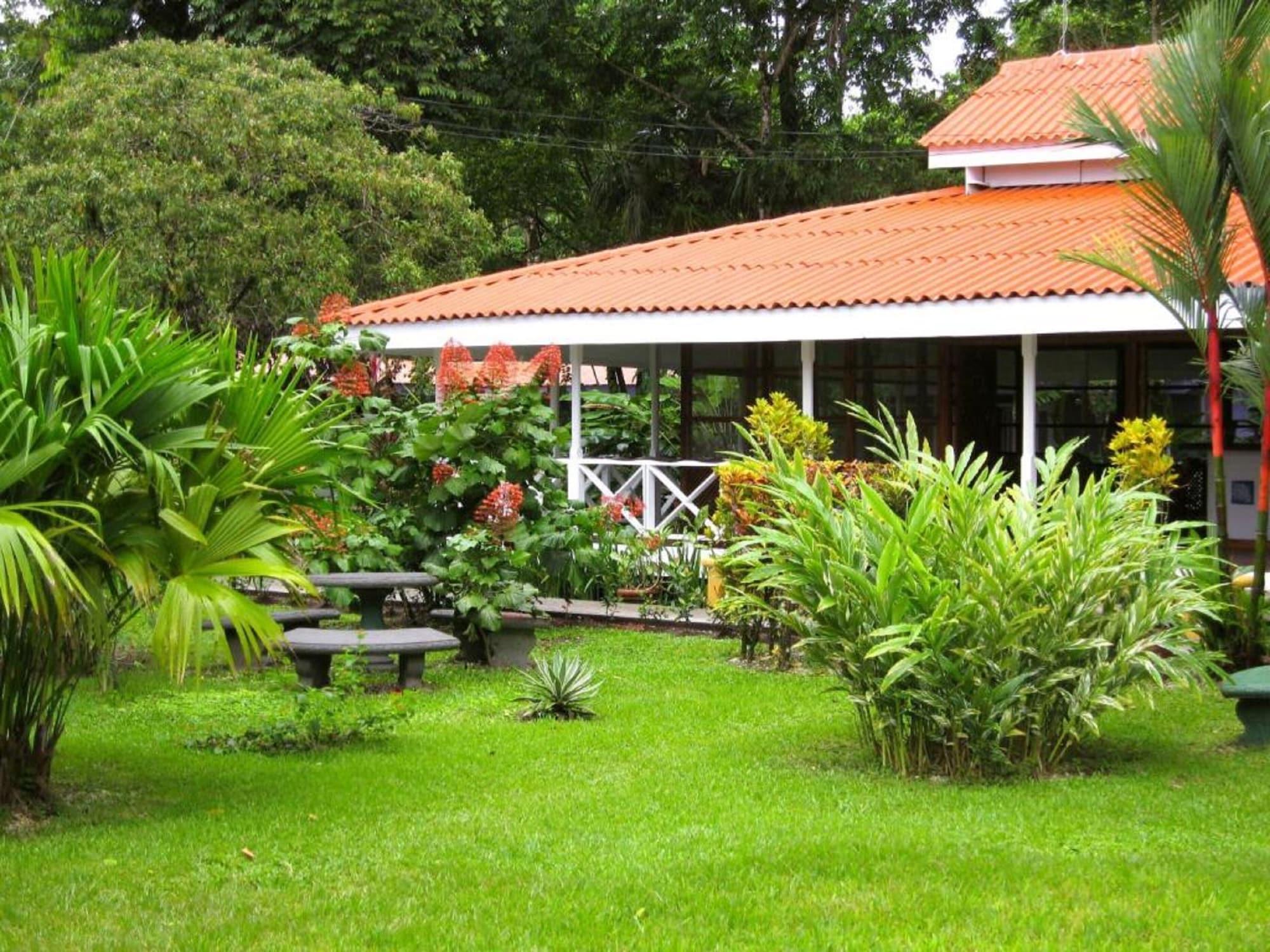 Baula Lodge *