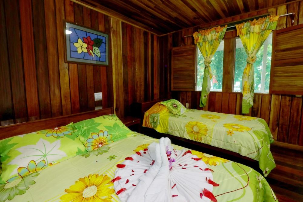 Lodge Baula *