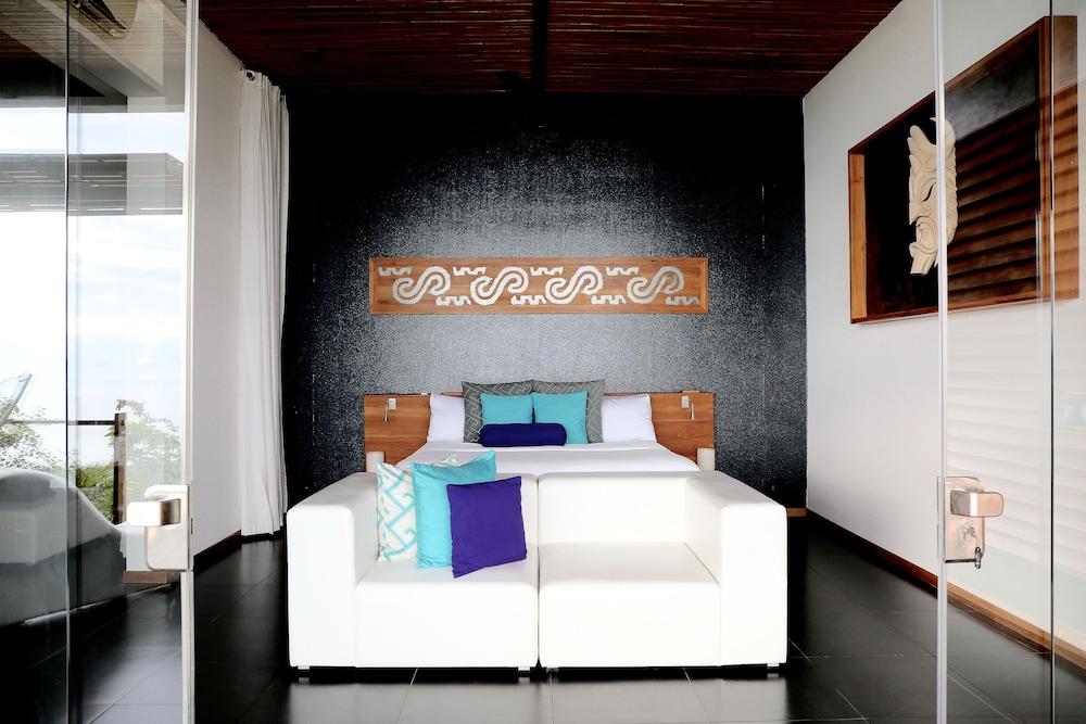 Kura Boutique Member Of The Cayuga Collection Hotel 5*