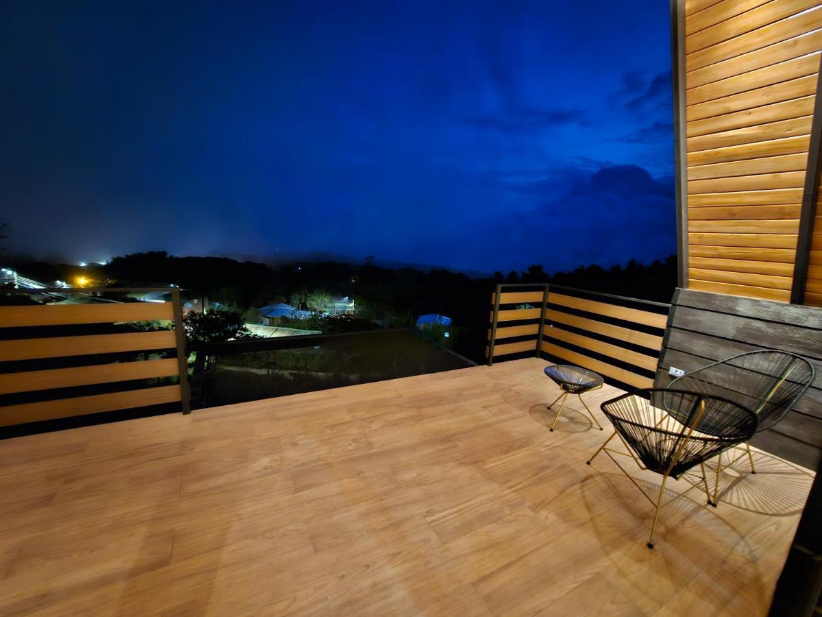 Wind Houses, Casas De Viento Chalet *