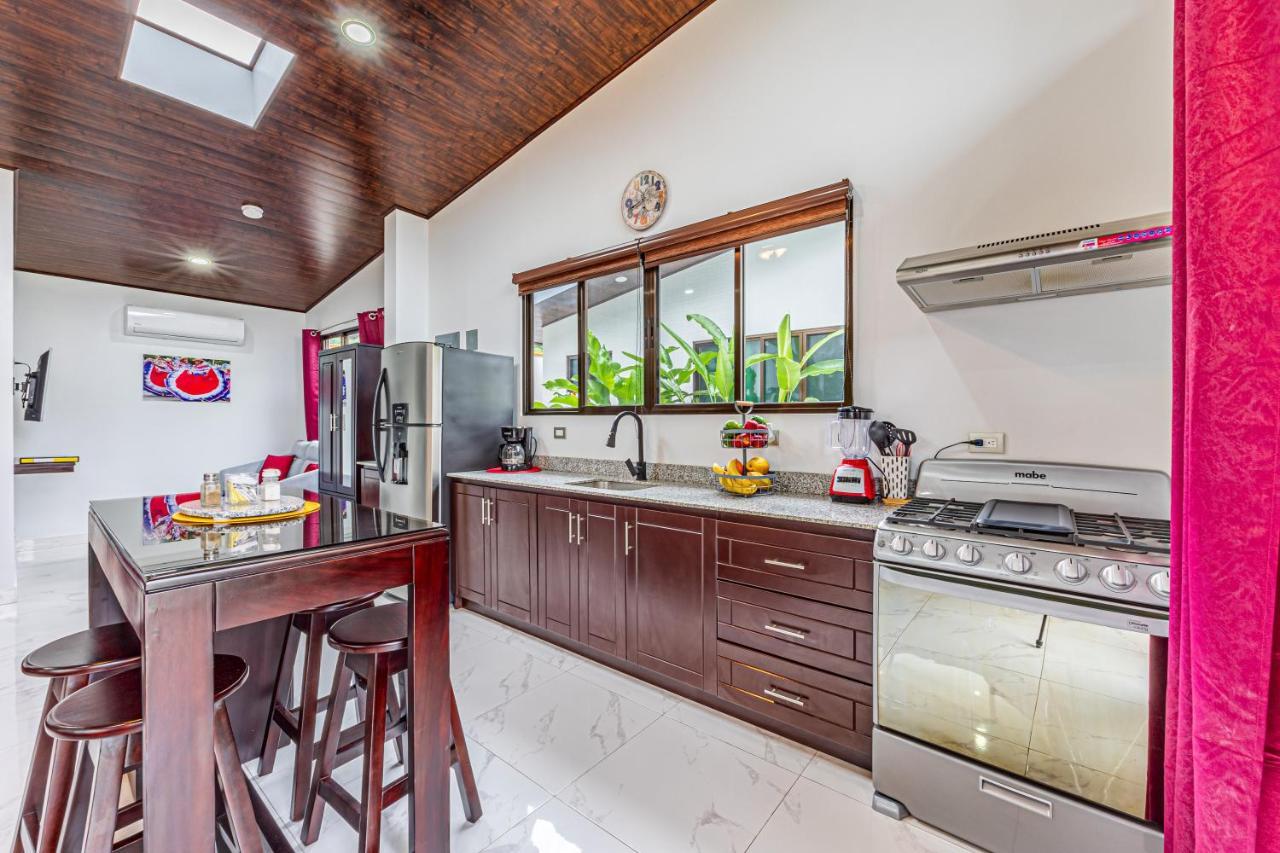 Shalom Chamo Apartment