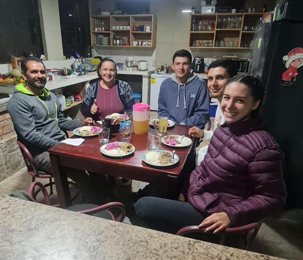 Reserva Y Robles Mimosos Bed & Breakfast