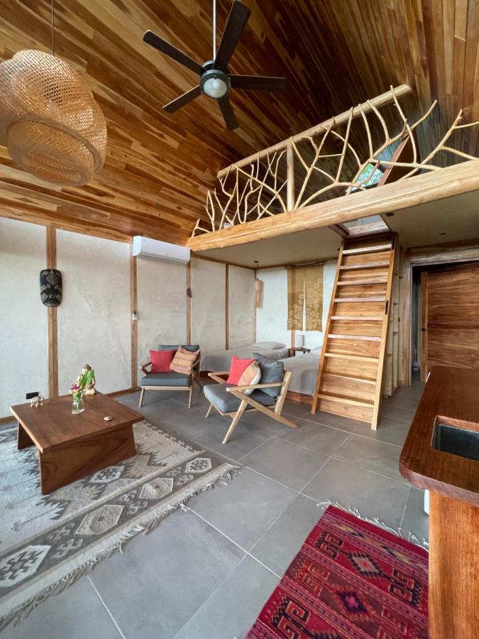 Tierra Encantada Lodge *