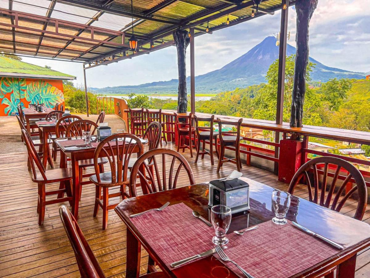 Chateau Arenal & Restaurante El Castillo