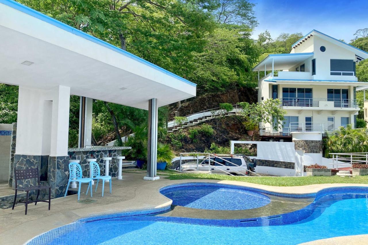 Casa Hola * Coco