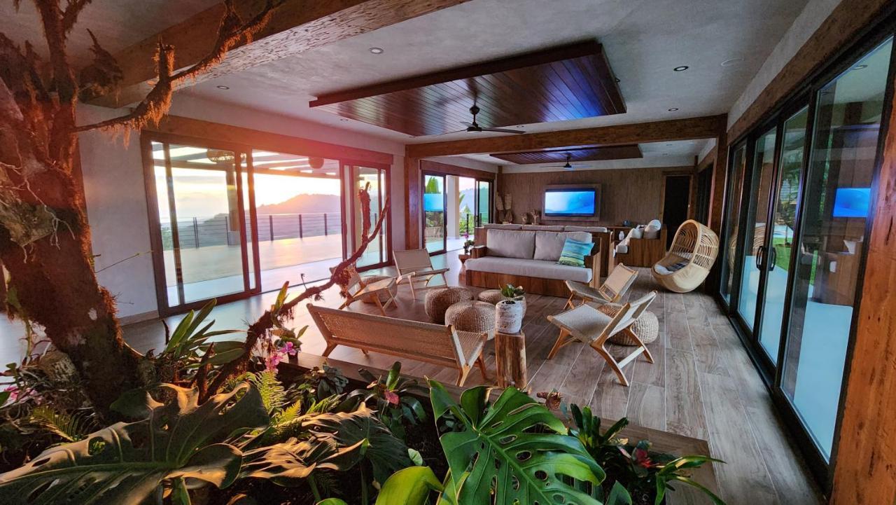 Resort Lamangata Luxury Surf