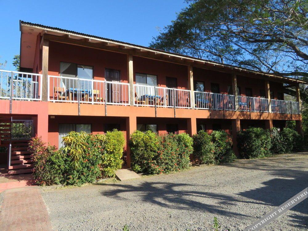 Diversion Tropical Hotel 2*