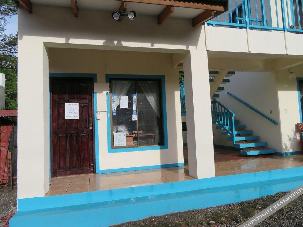 Diversion Tropical Hotel