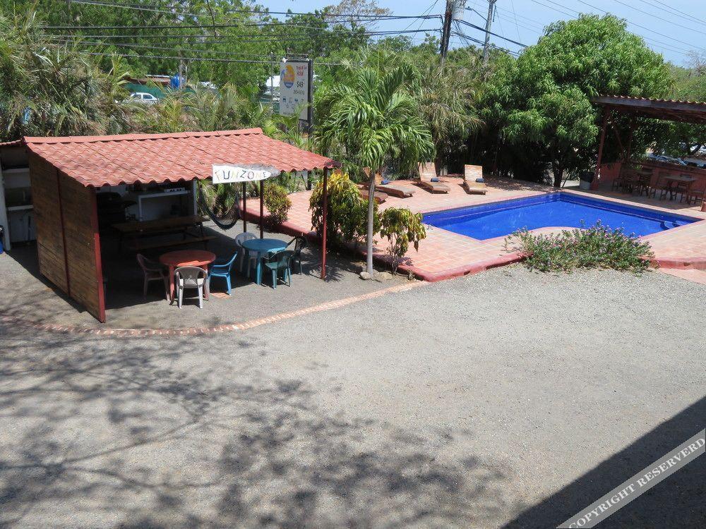 Diversion Tropical Hotel 2*