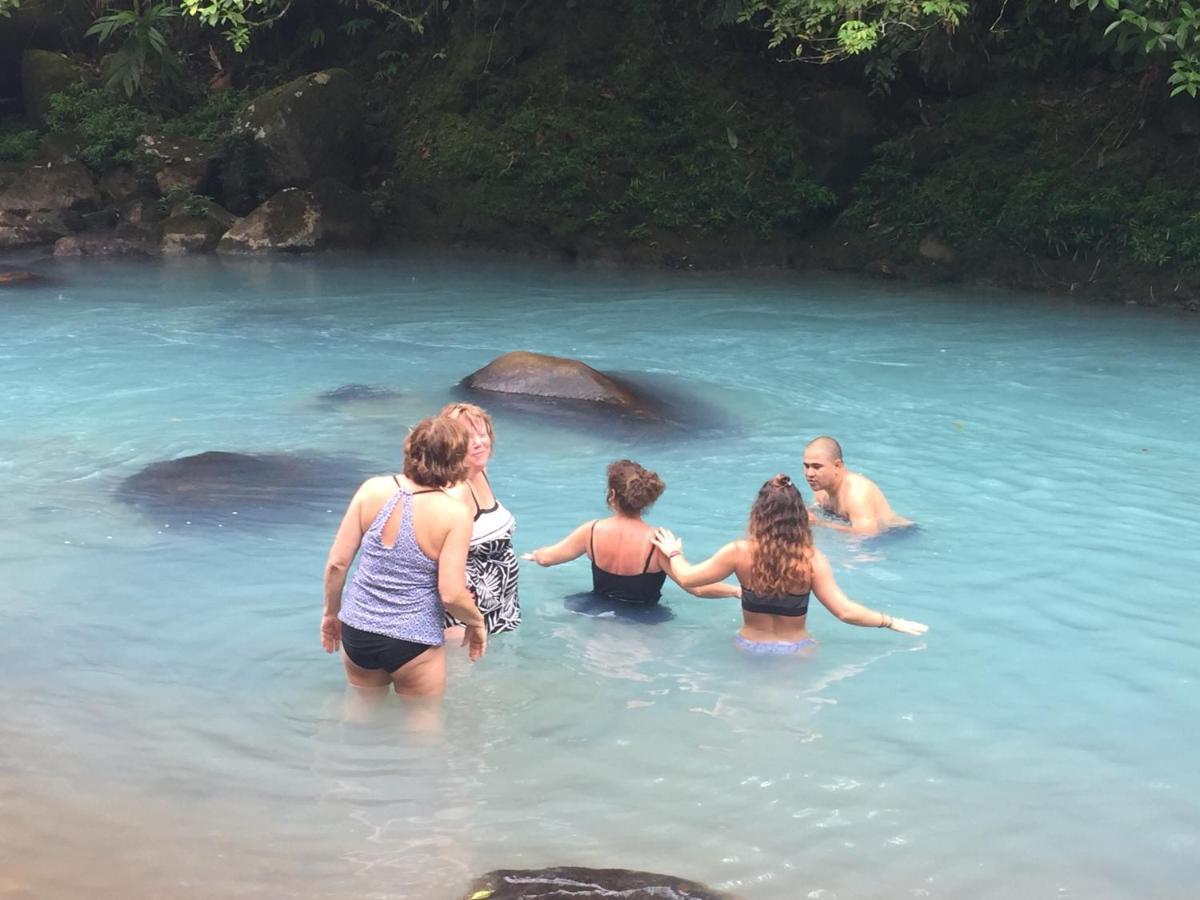 Cabinas Piuri Rio Celeste