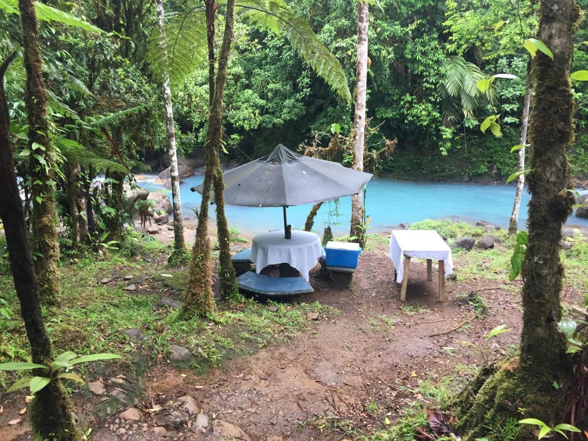 Cabinas Piuri 2* Rio Celeste