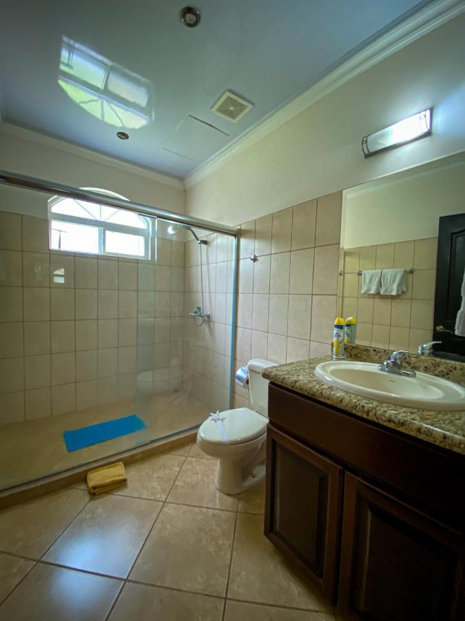 Espacioso Condominio En Pacific Sun