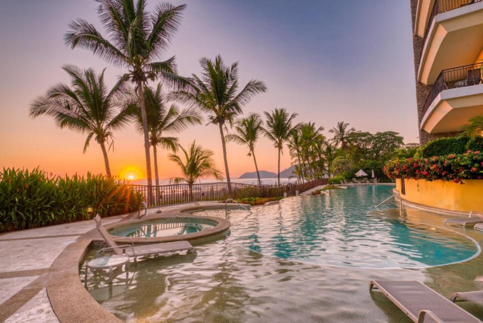 Hotel Secretjaco - Luxury Front Penthouse With Pool & Jacuzzi