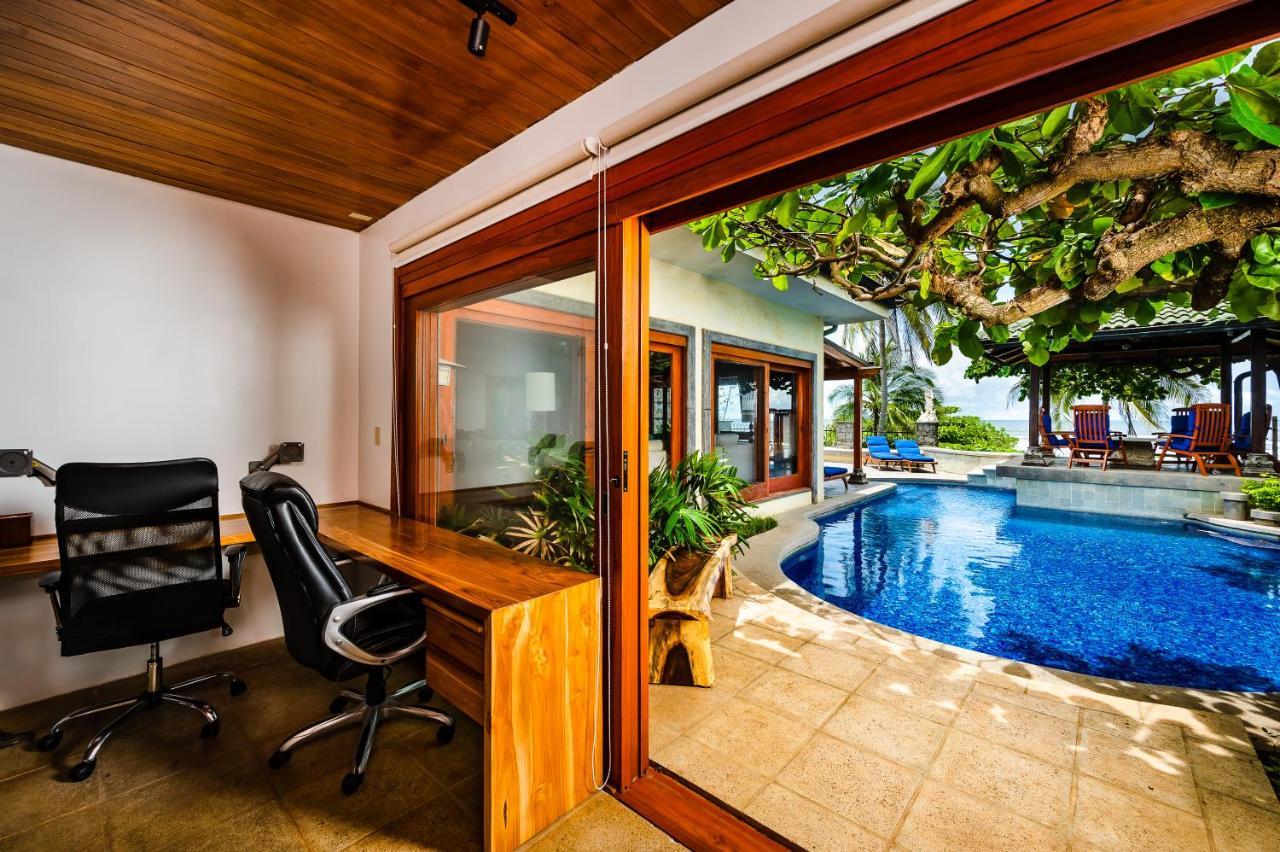 Villa Casa Arrecife - 5bdr Beachfront - Ethereal Sunsets Tamarindo