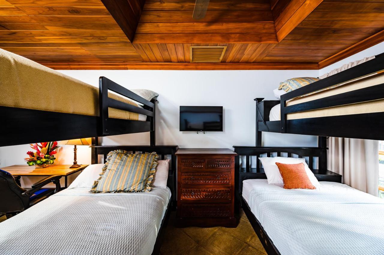 Casa Arrecife - 5bdr Beachfront - Ethereal Sunsets * Tamarindo