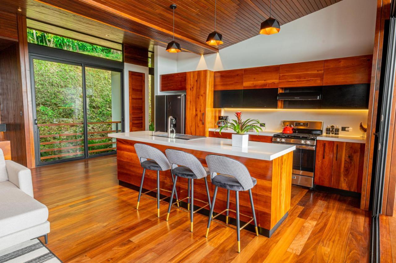 Villa Morpho - Luxury Jungle House At Ecolirios Community Guacimo (Limon)
