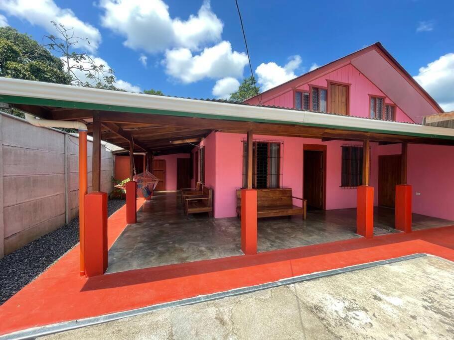 Holiday home Fortuna Pink