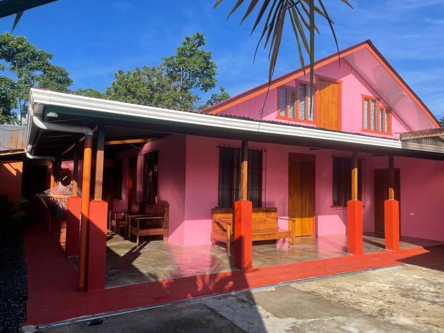 Holiday home Fortuna Pink