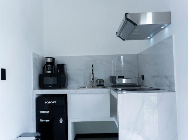 Black & White Apartment *