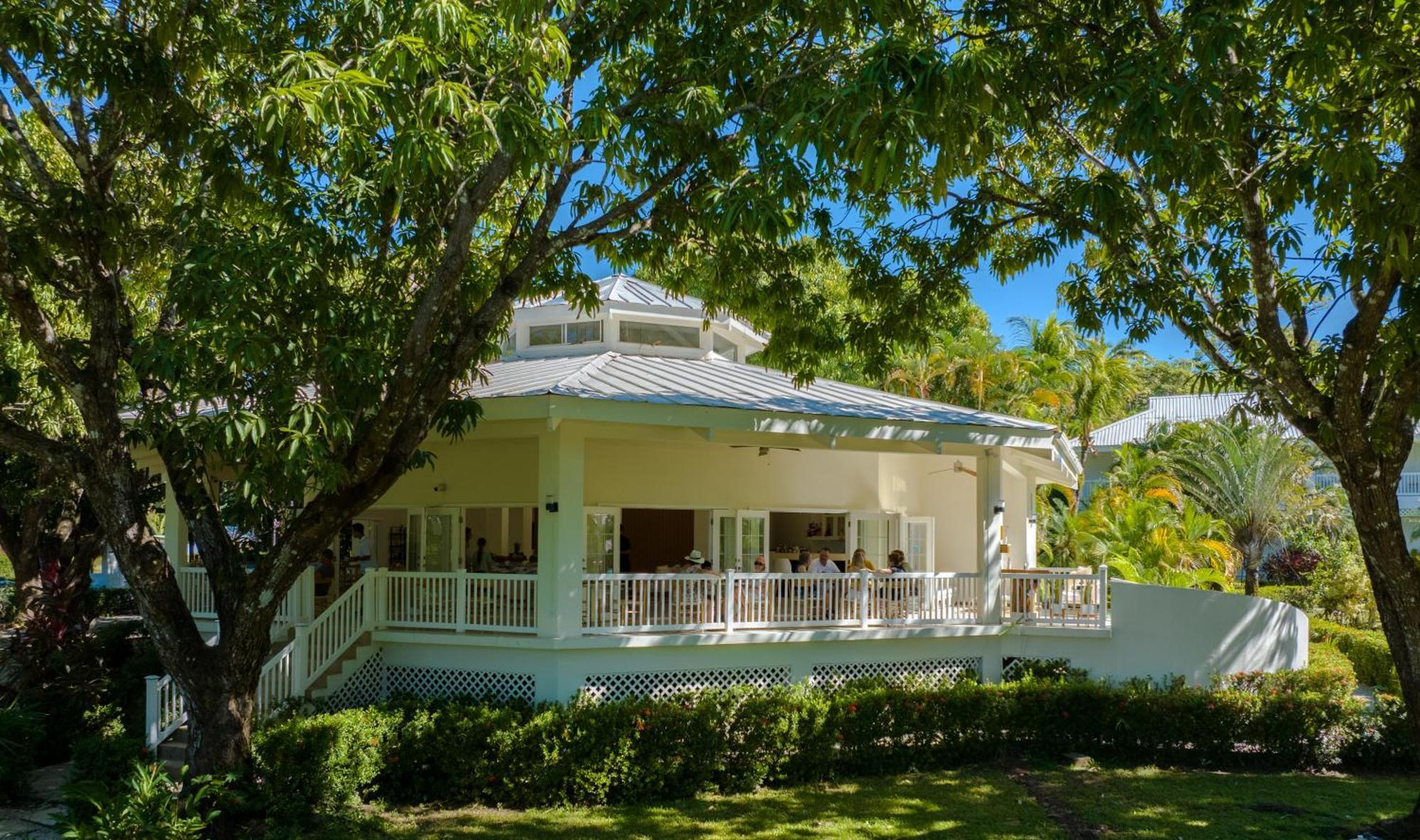 Azul & Retreat (adults Only) Hotel
