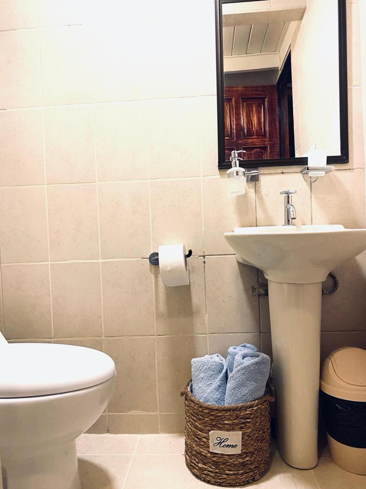 Amimodobeachrooms Inn *
