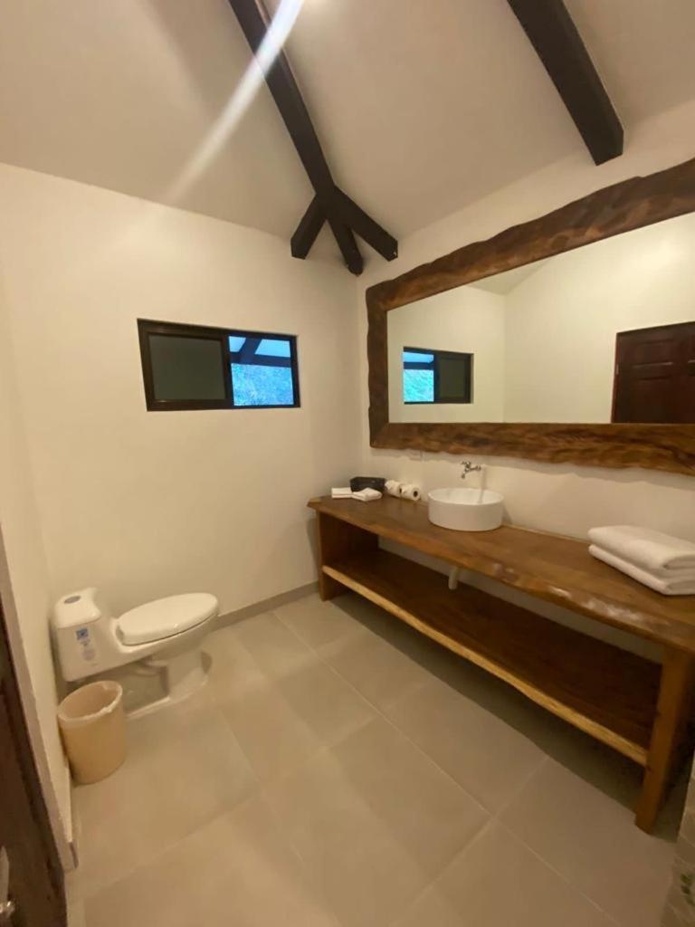 Hotel Akua Ocean View