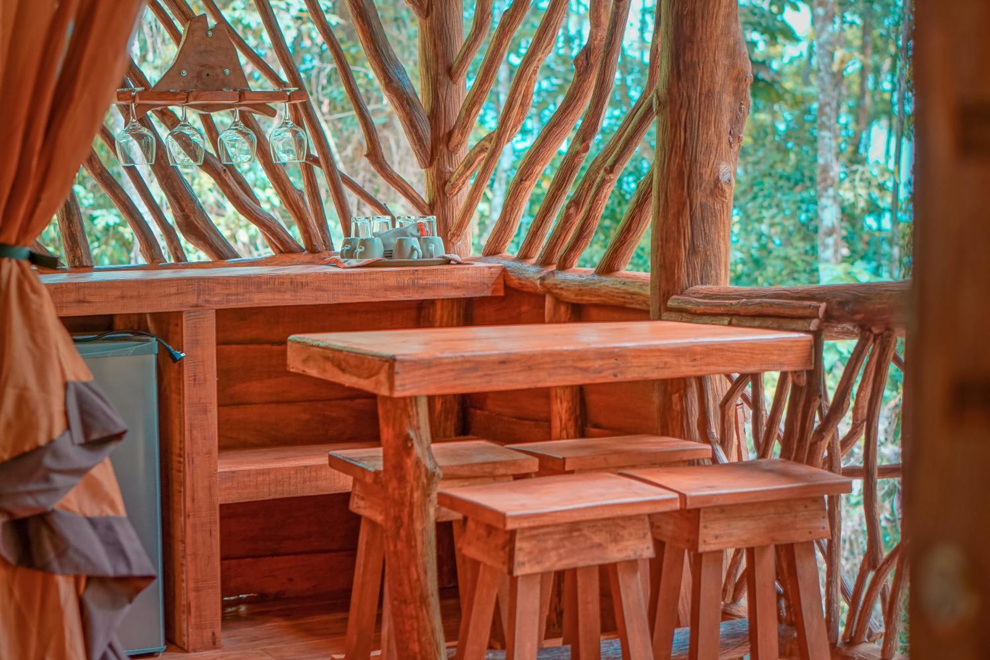 La Tigra Rainforest Lodge *