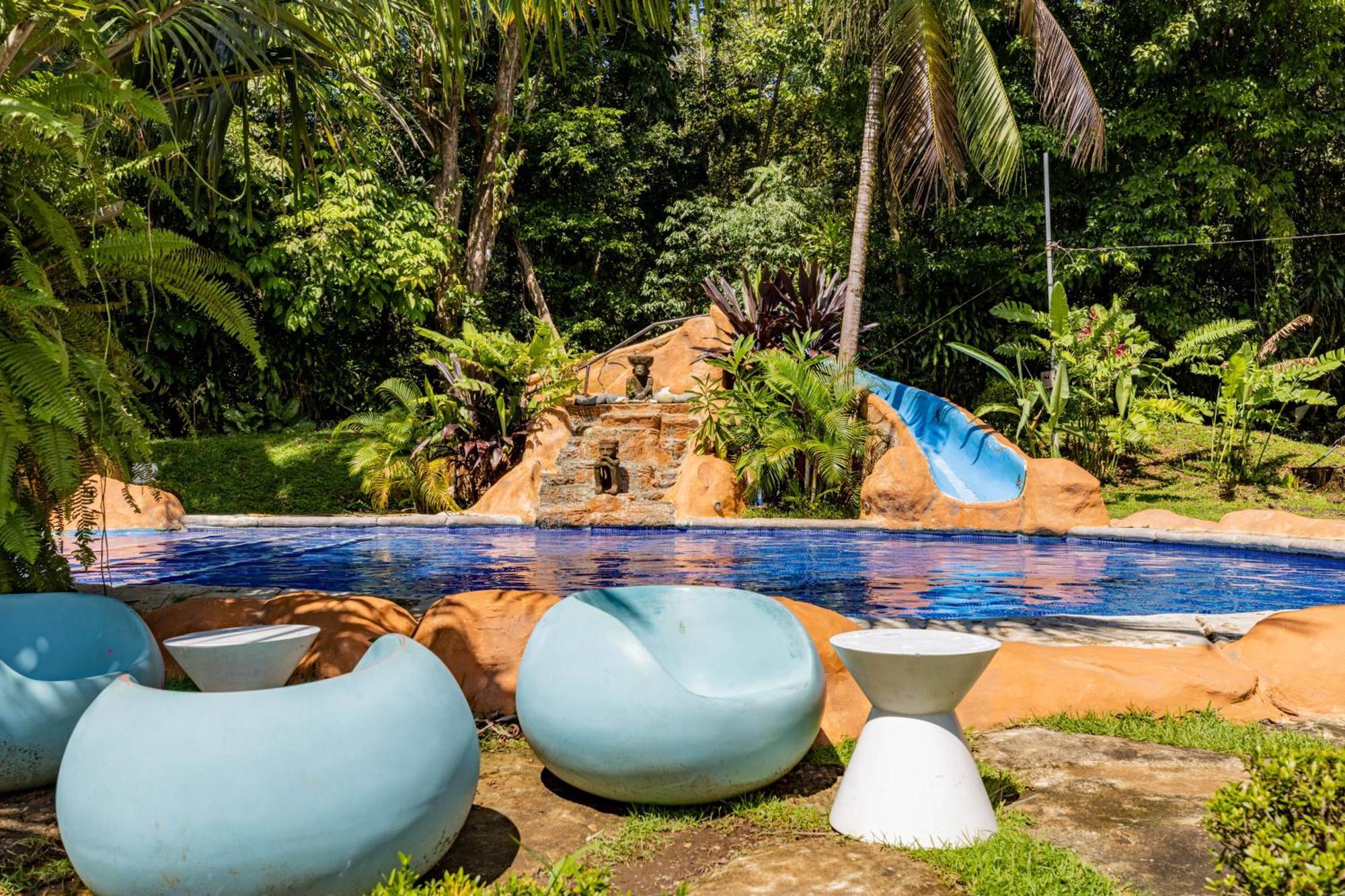 Suenos Tranquilo Bed & Breakfast Ballena