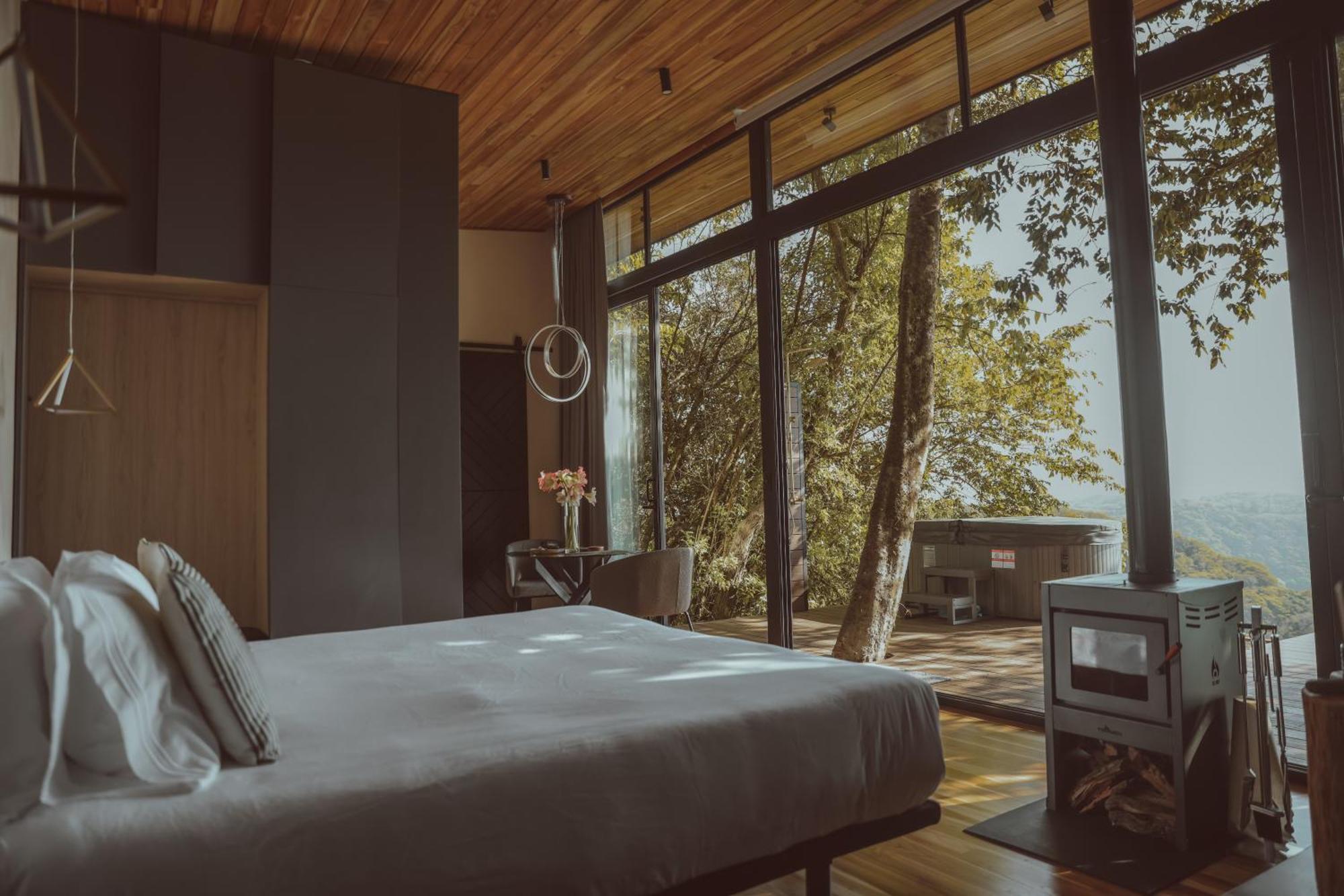Amalu Luxury View Cabins *