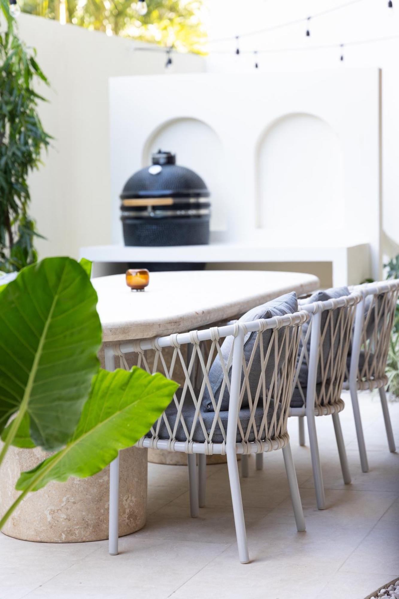 Hotel Silvestre & Residences
