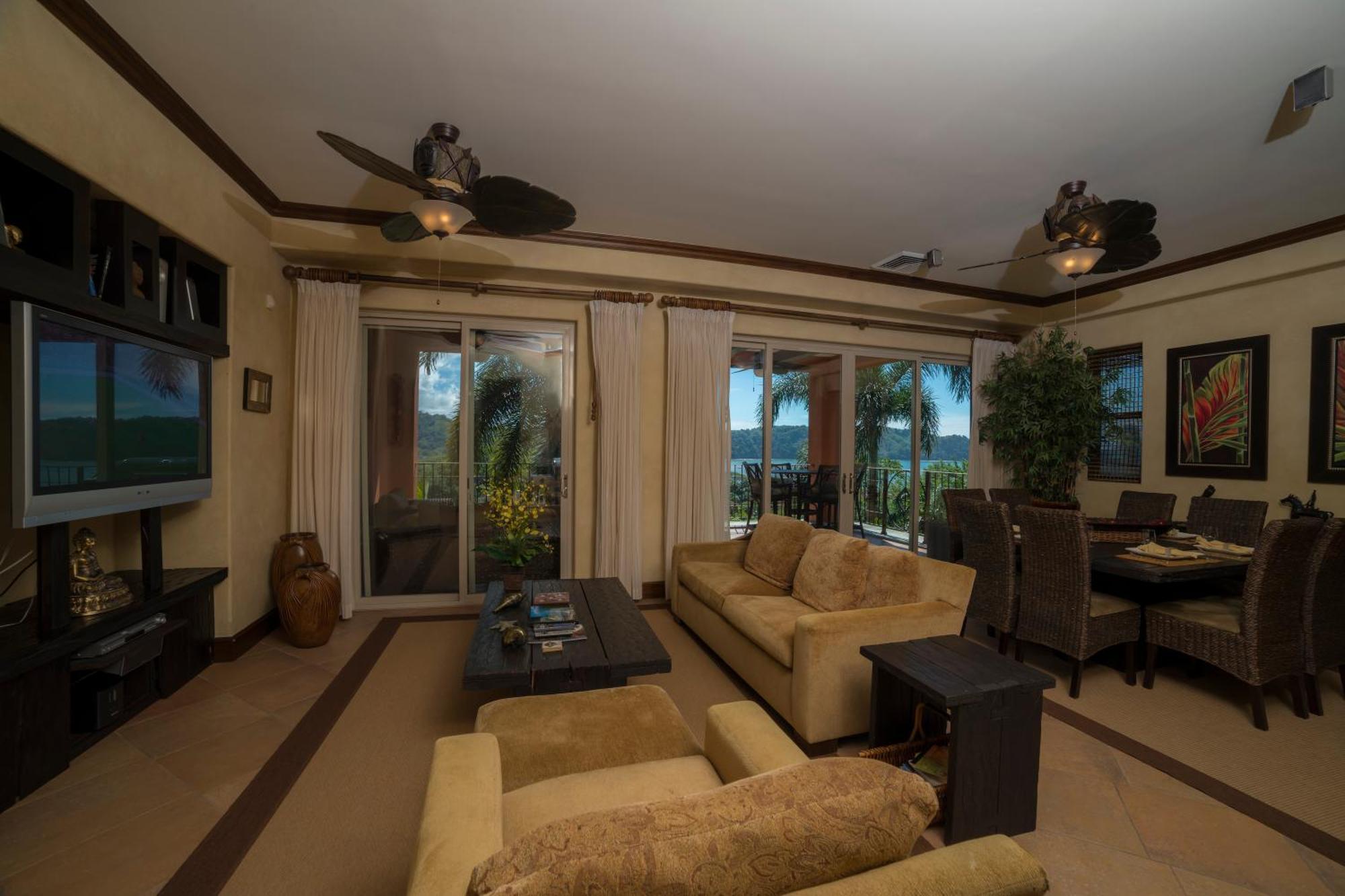 Suenos Montebello 1c By In Cr *