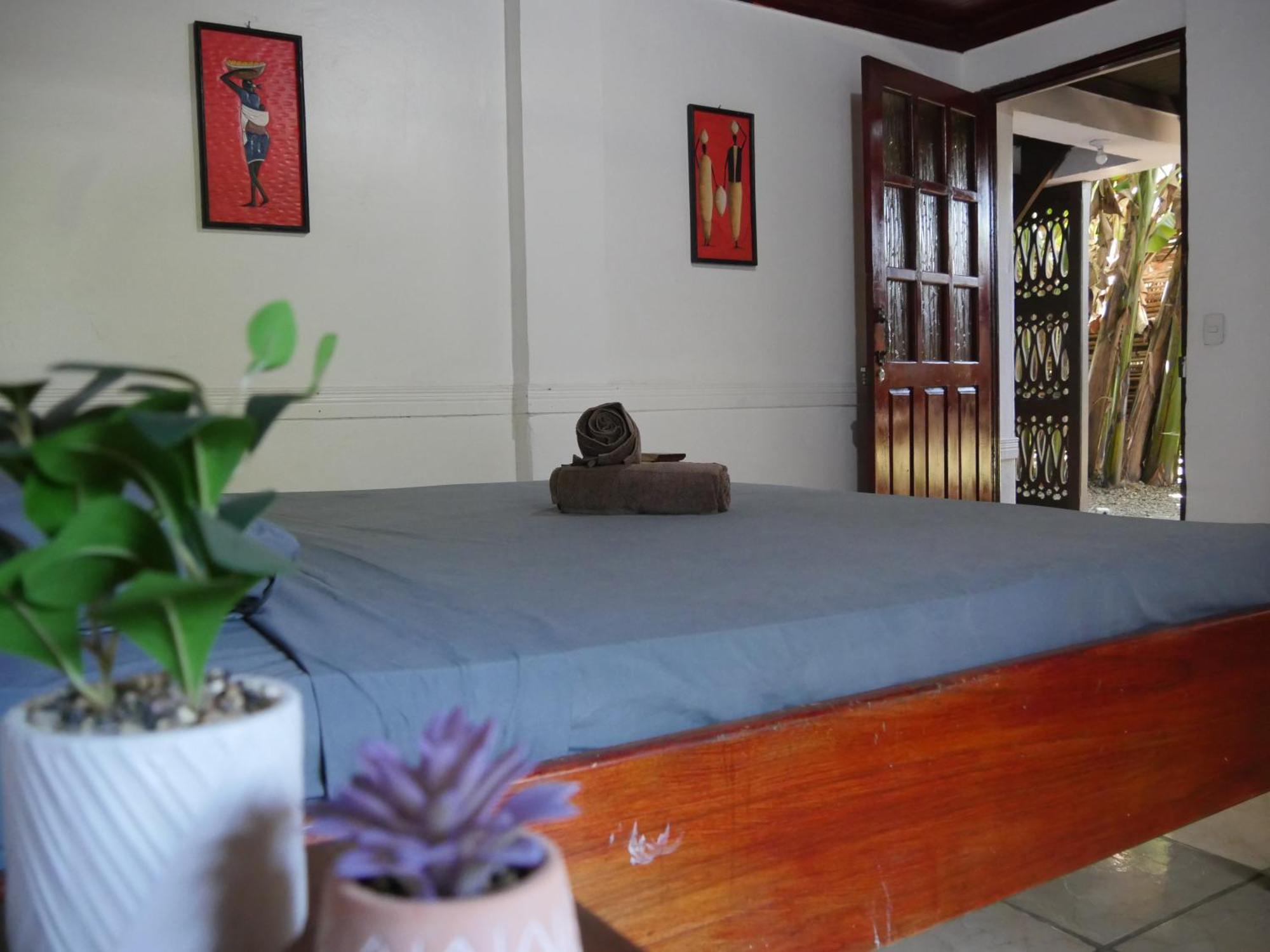 Hotel Mandacaru Puerto Viejo *