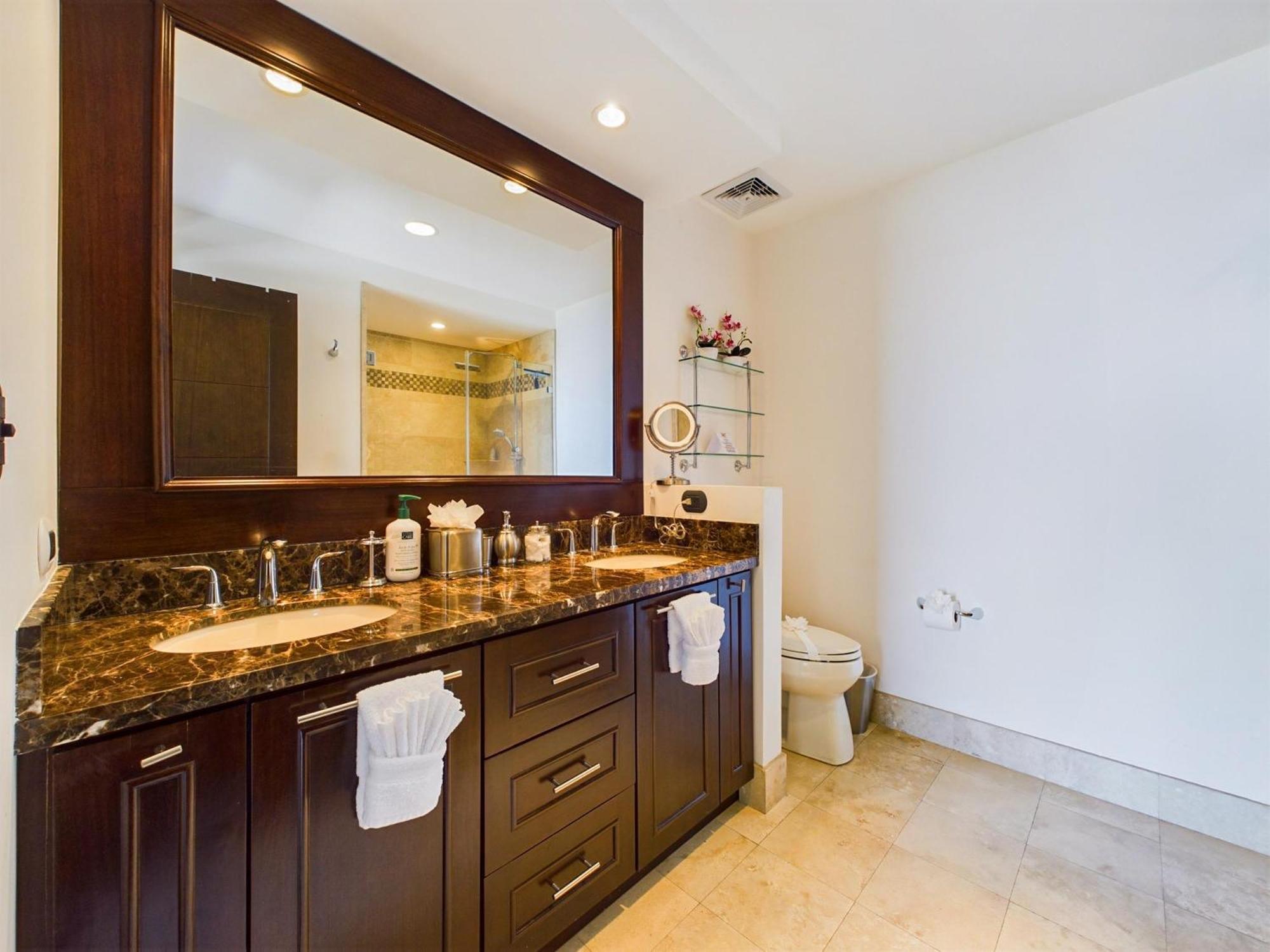 360 Splendor 102 - Breathtaking Ocean View Apartment