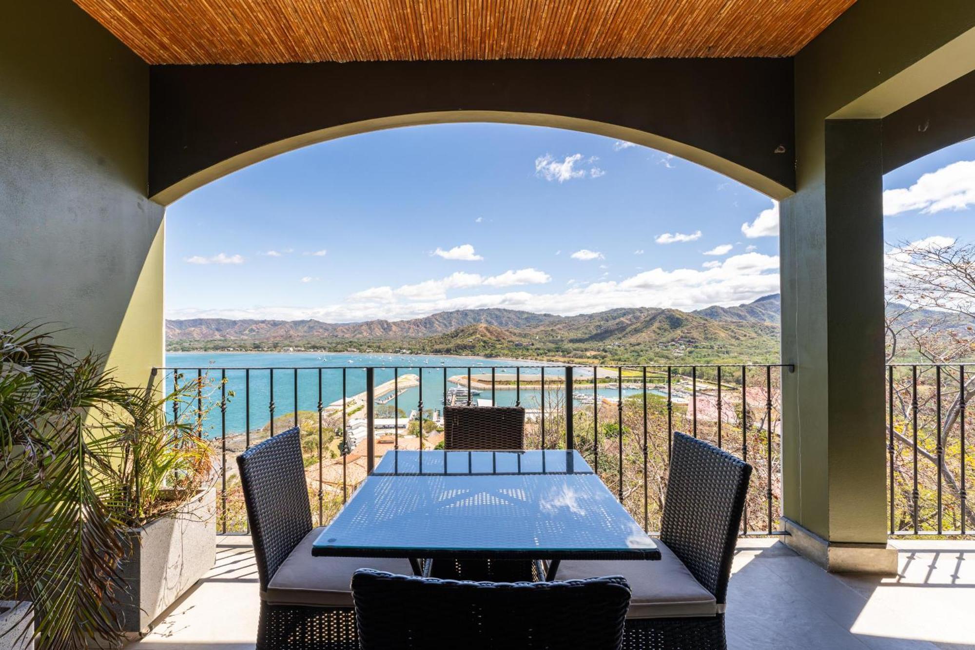 360 Splendor 102 - Breathtaking Ocean View Apartment *