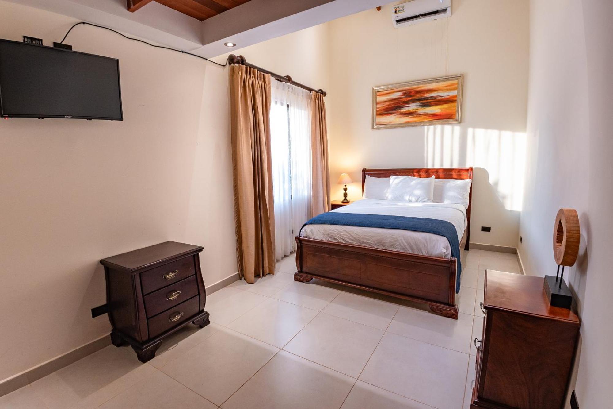 Sunset Del Mar Hotel 4*