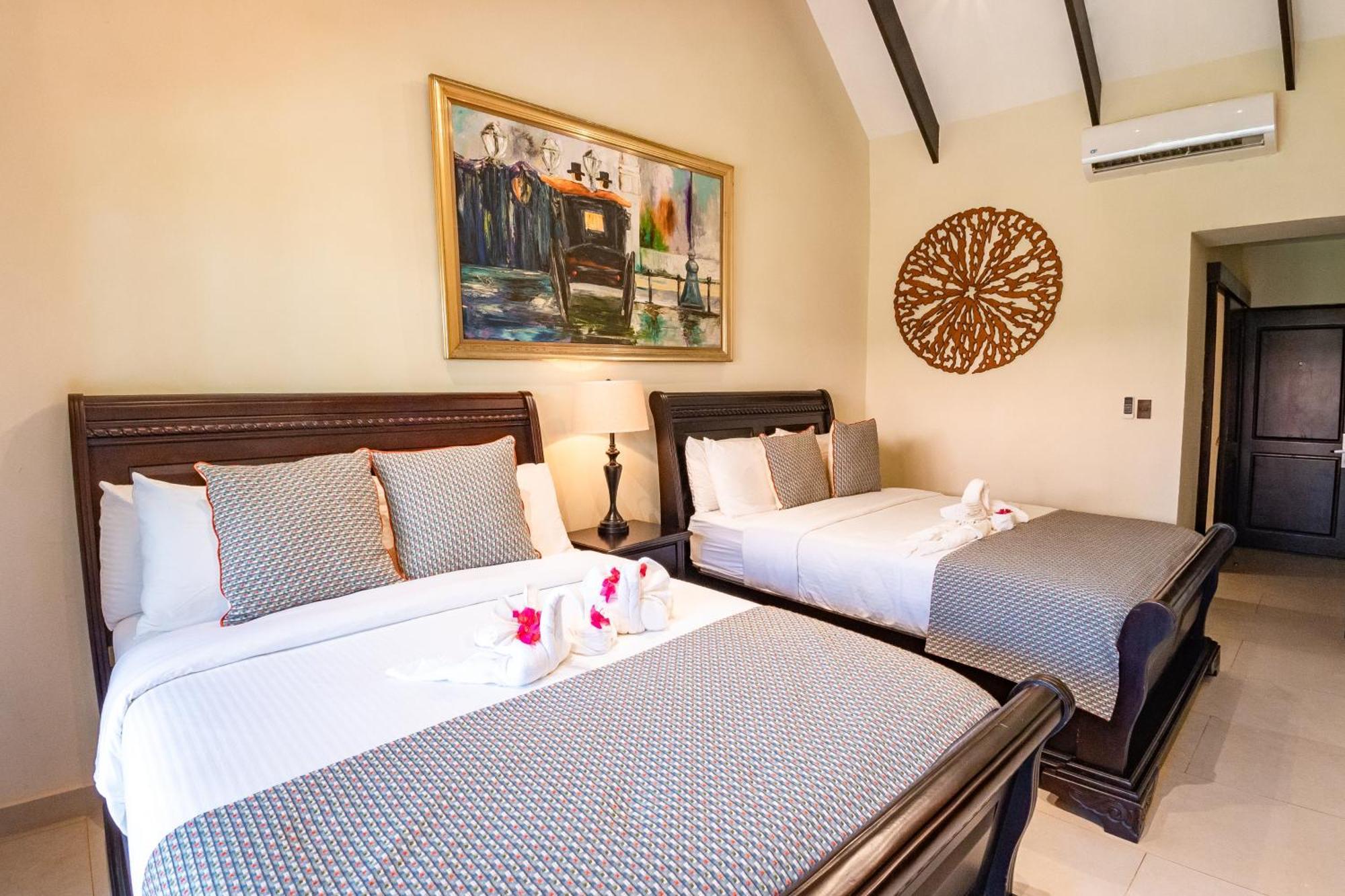 Hotel Sunset Del Mar 4*
