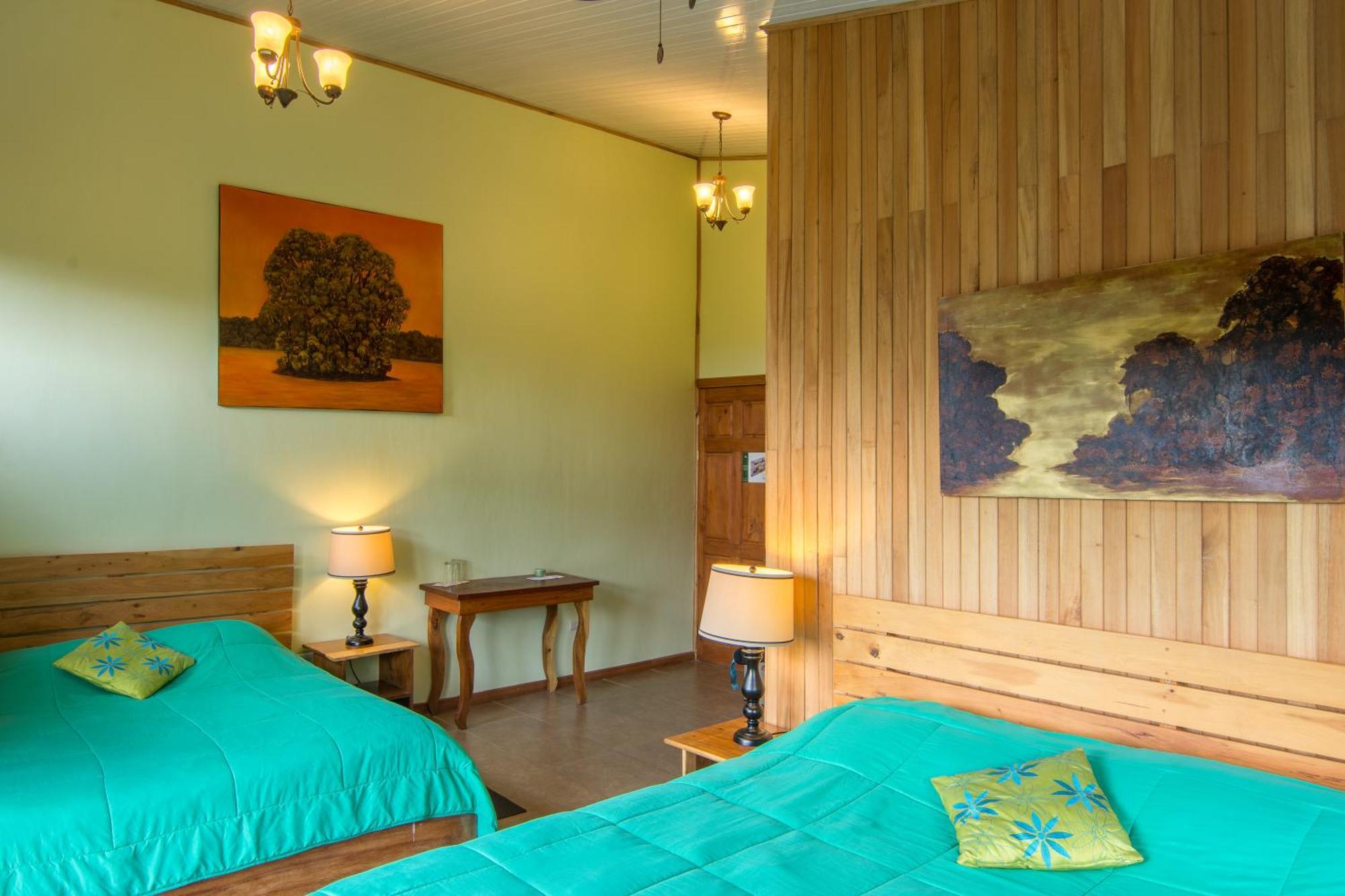Cala Lodge