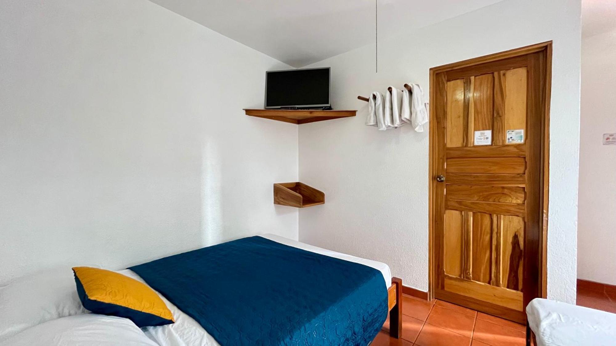 Downtown, Private With Bathroom Capsule hotel Nuevo Arenal