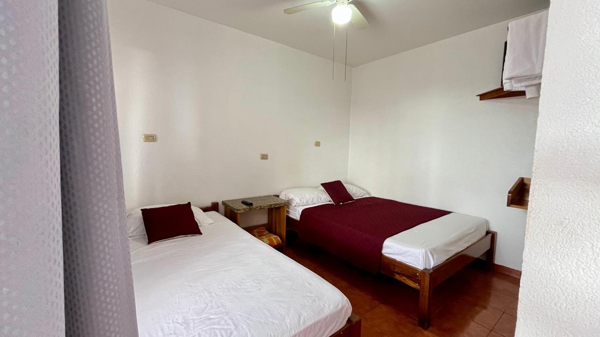 Capsule hotel Downtown, Private With Bathroom Nuevo Arenal