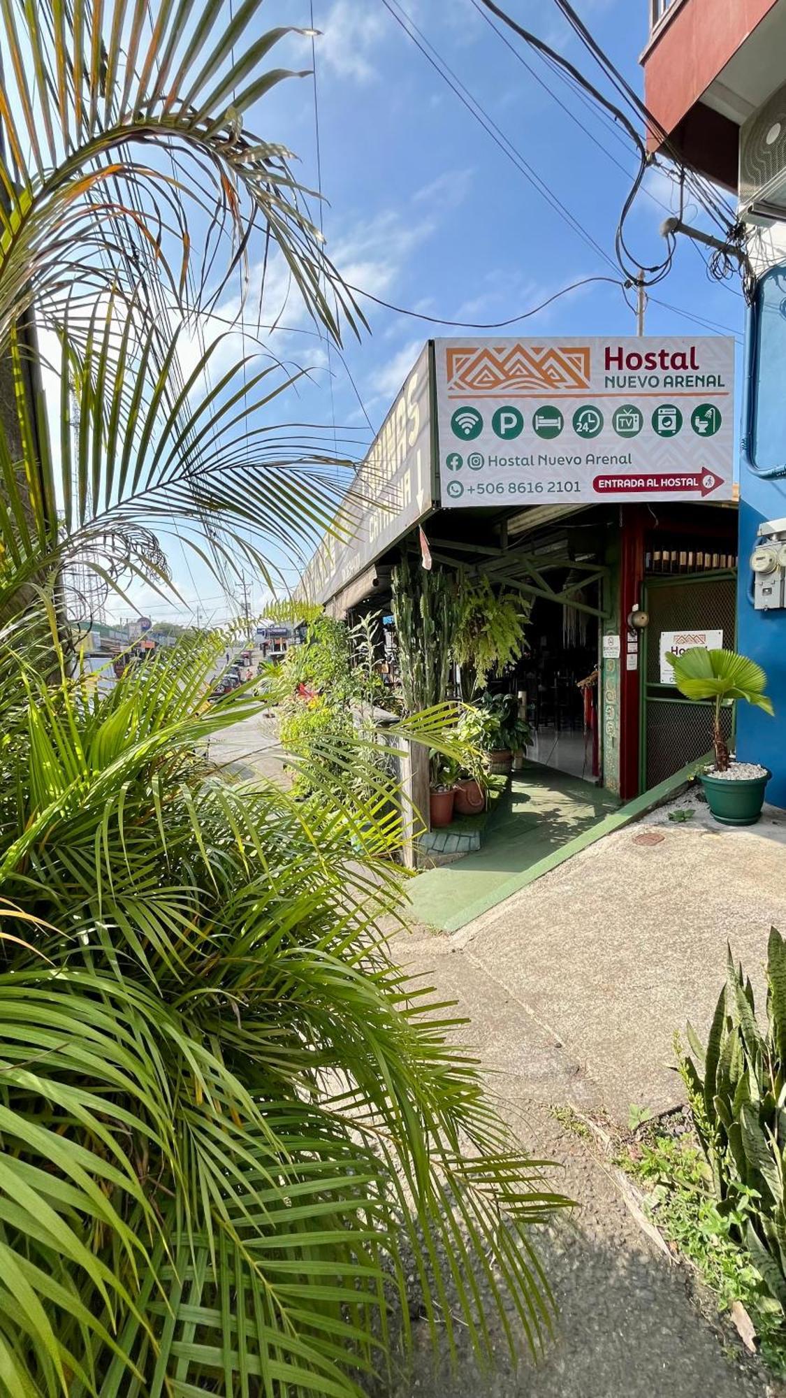 Downtown, Private With Bathroom Nuevo Arenal